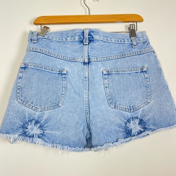 Nothing Vintage 90s Cutoff Shorts - Picture 4 of 5